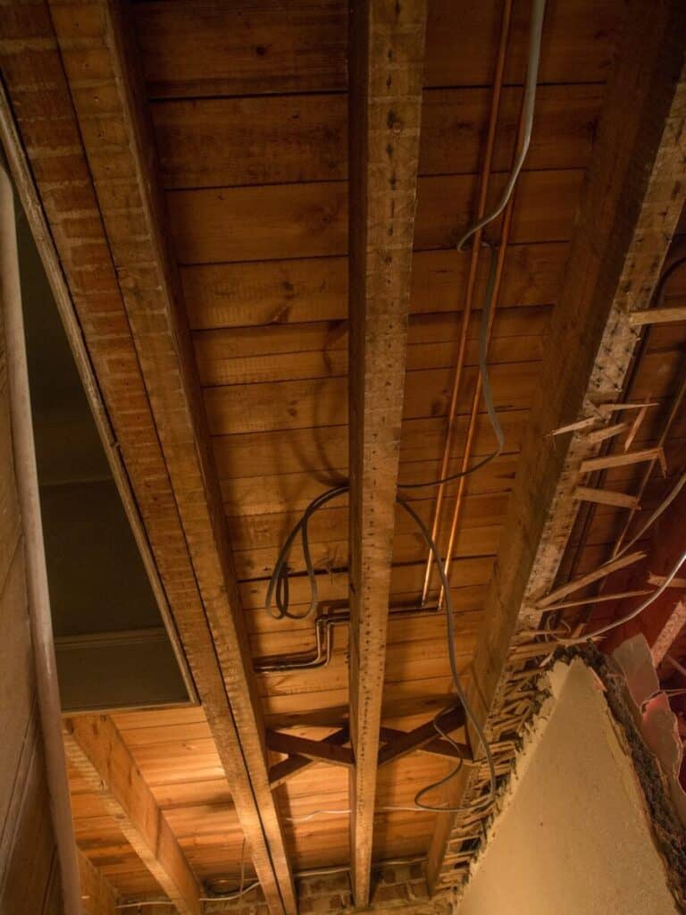 white and brown wooden ceiling